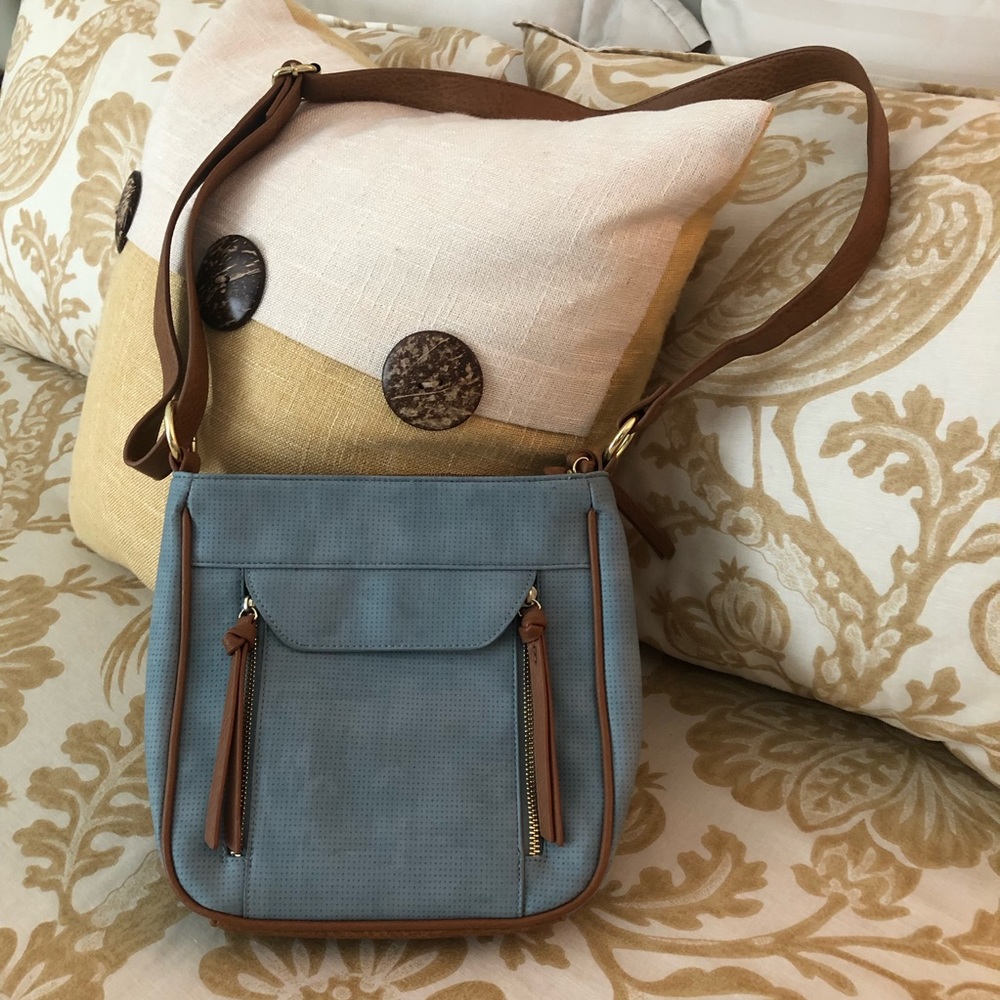 Bueno Shoulder Bag
